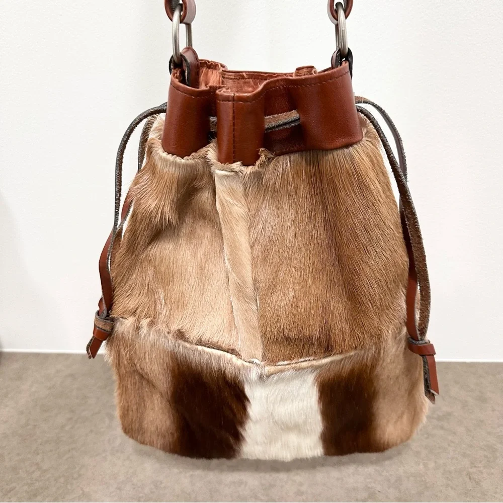 Vintage Cowhide Drawstring Leather Purse Shoulder Bag Brown Tan White Silk Lined - Picture 1 of 16